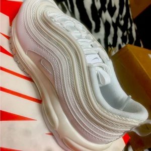 Nike air max 97, men’s 8, only worn 3 times.